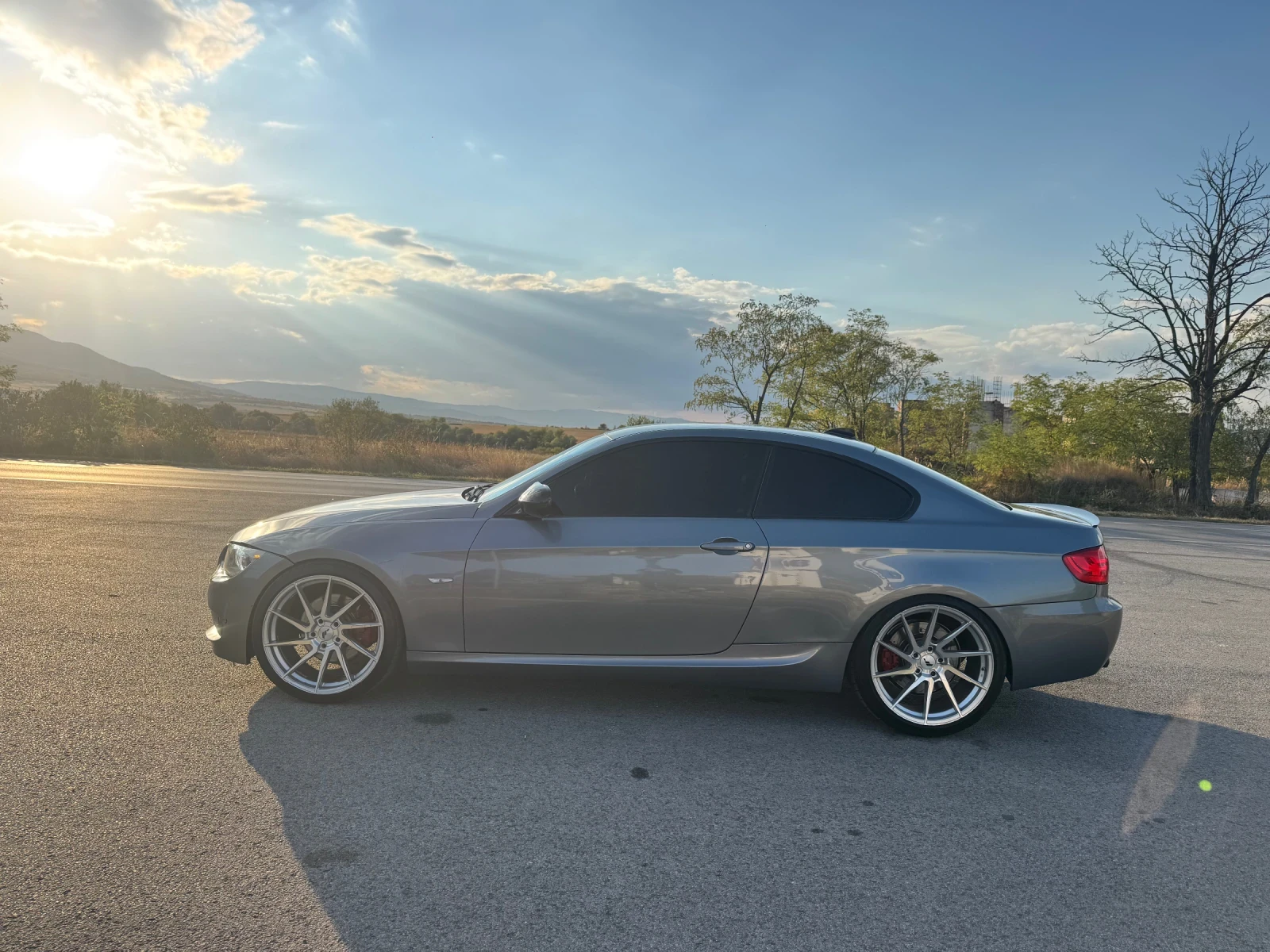 BMW 330, снимка 7 - Автомобили и джипове - 55975291