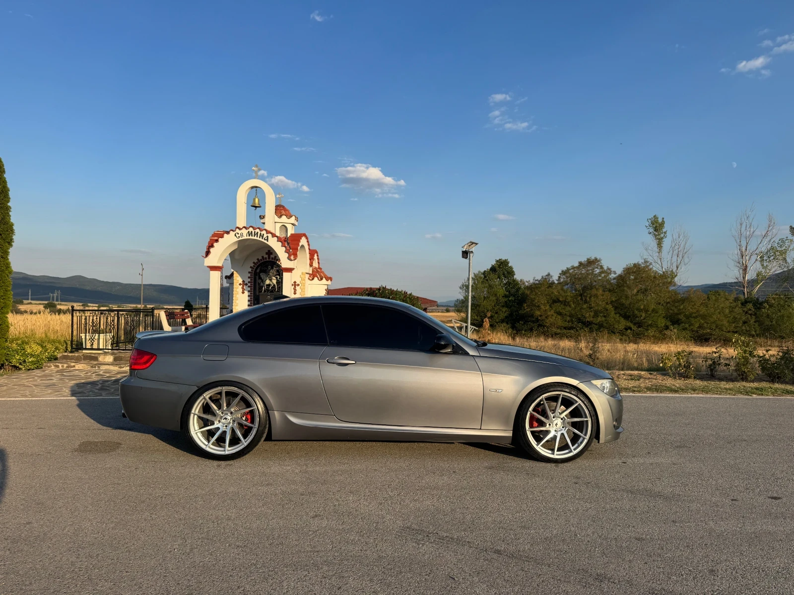 BMW 330, снимка 3 - Автомобили и джипове - 55975291
