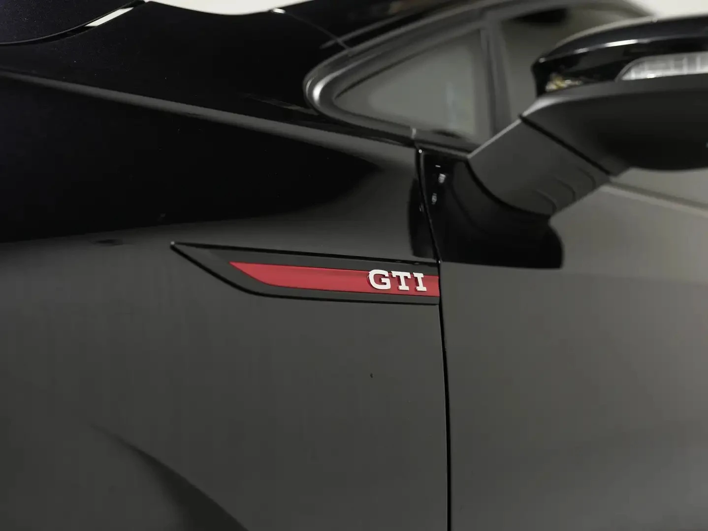 VW Golf GTI AUTOBAHN DSG ЦЕНА ДО БЪЛГАРИЯ АВТОКРЕДИТ, снимка 4 - Автомобили и джипове - 55937397