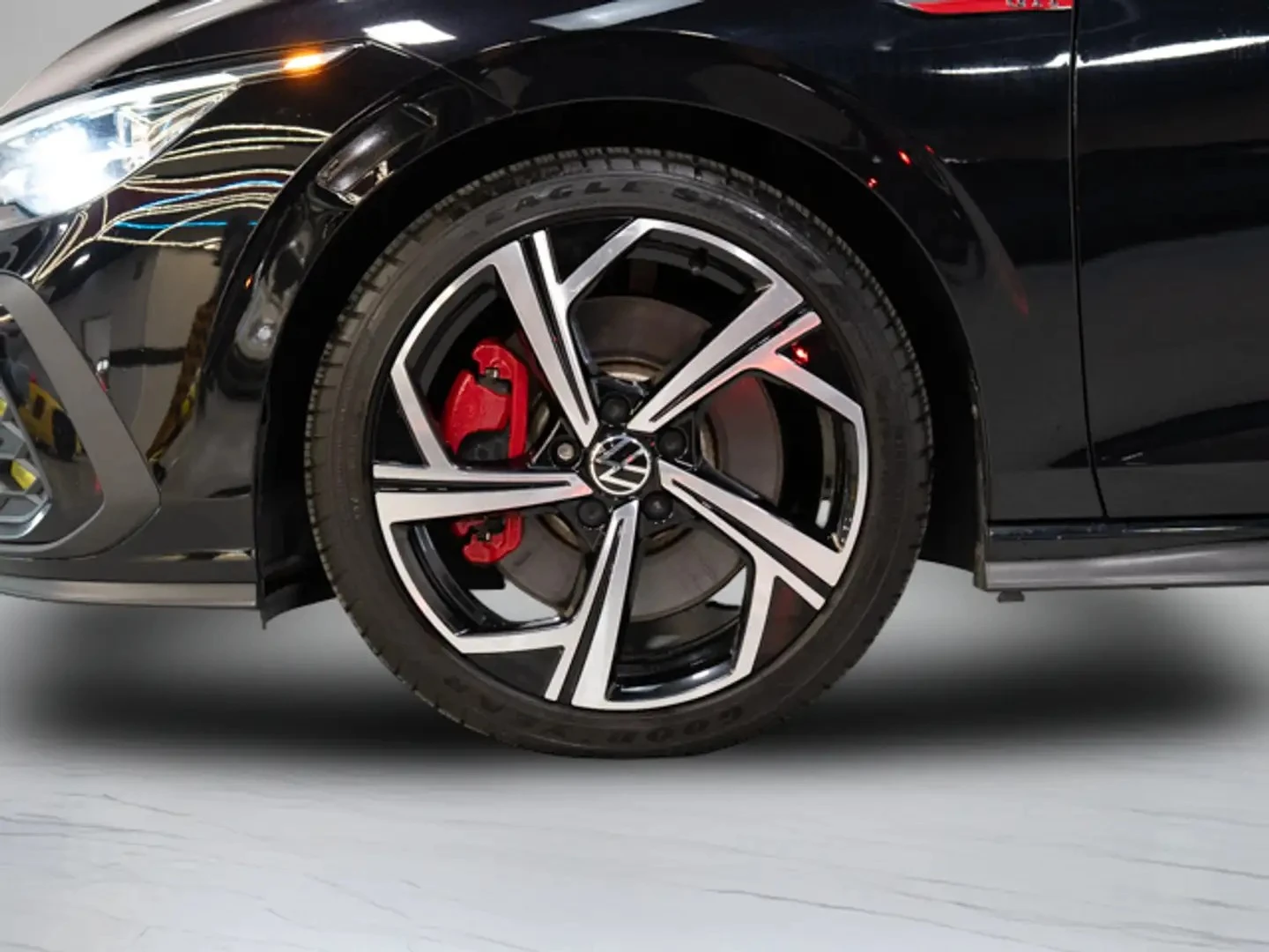 VW Golf GTI AUTOBAHN DSG ЦЕНА ДО БЪЛГАРИЯ АВТОКРЕДИТ, снимка 9 - Автомобили и джипове - 55937397