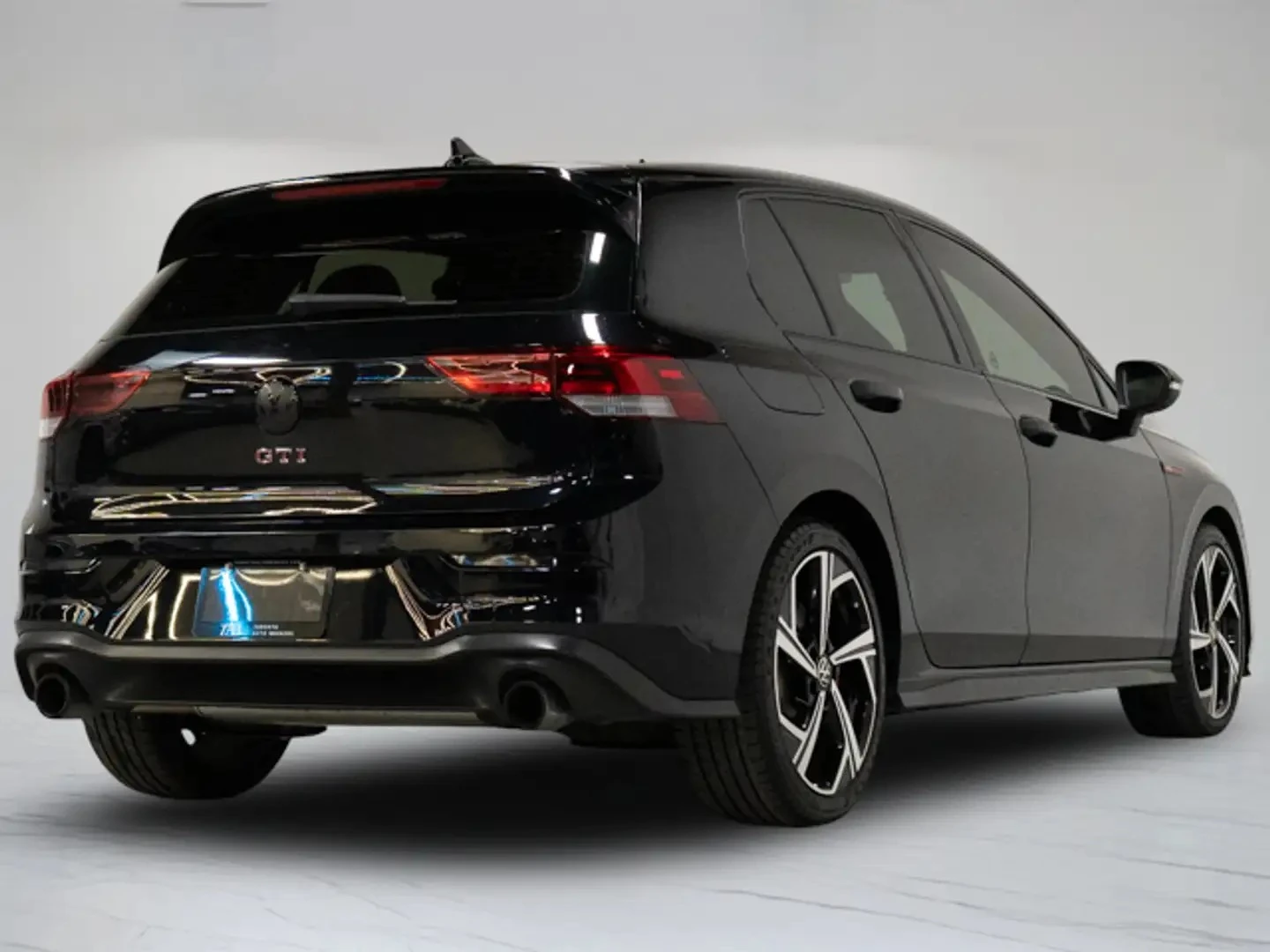 VW Golf GTI AUTOBAHN DSG ЦЕНА ДО БЪЛГАРИЯ АВТОКРЕДИТ, снимка 8 - Автомобили и джипове - 55937397