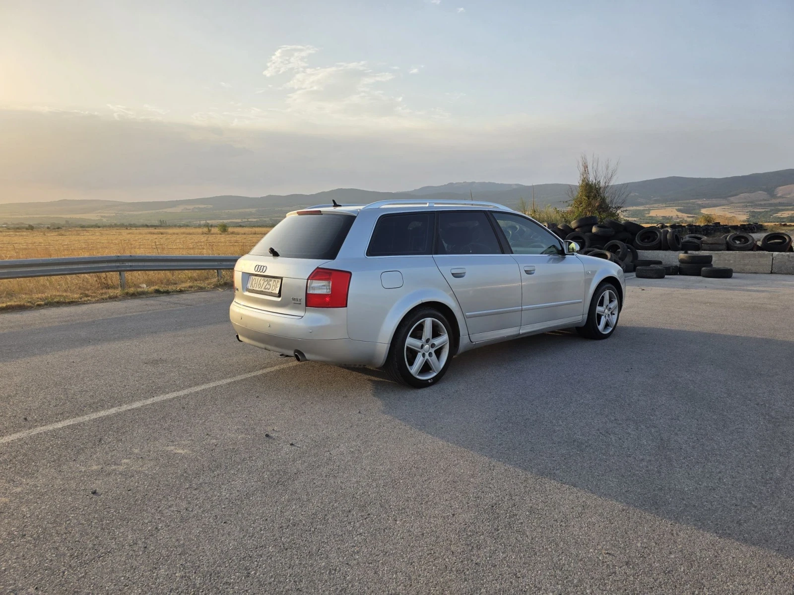 Audi A4 1.8 t quattro бензин-газ, снимка 2 - Автомобили и джипове - 56350124