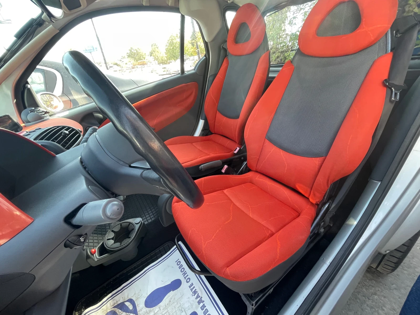 Smart Fortwo, снимка 6 - Автомобили и джипове - 56410144