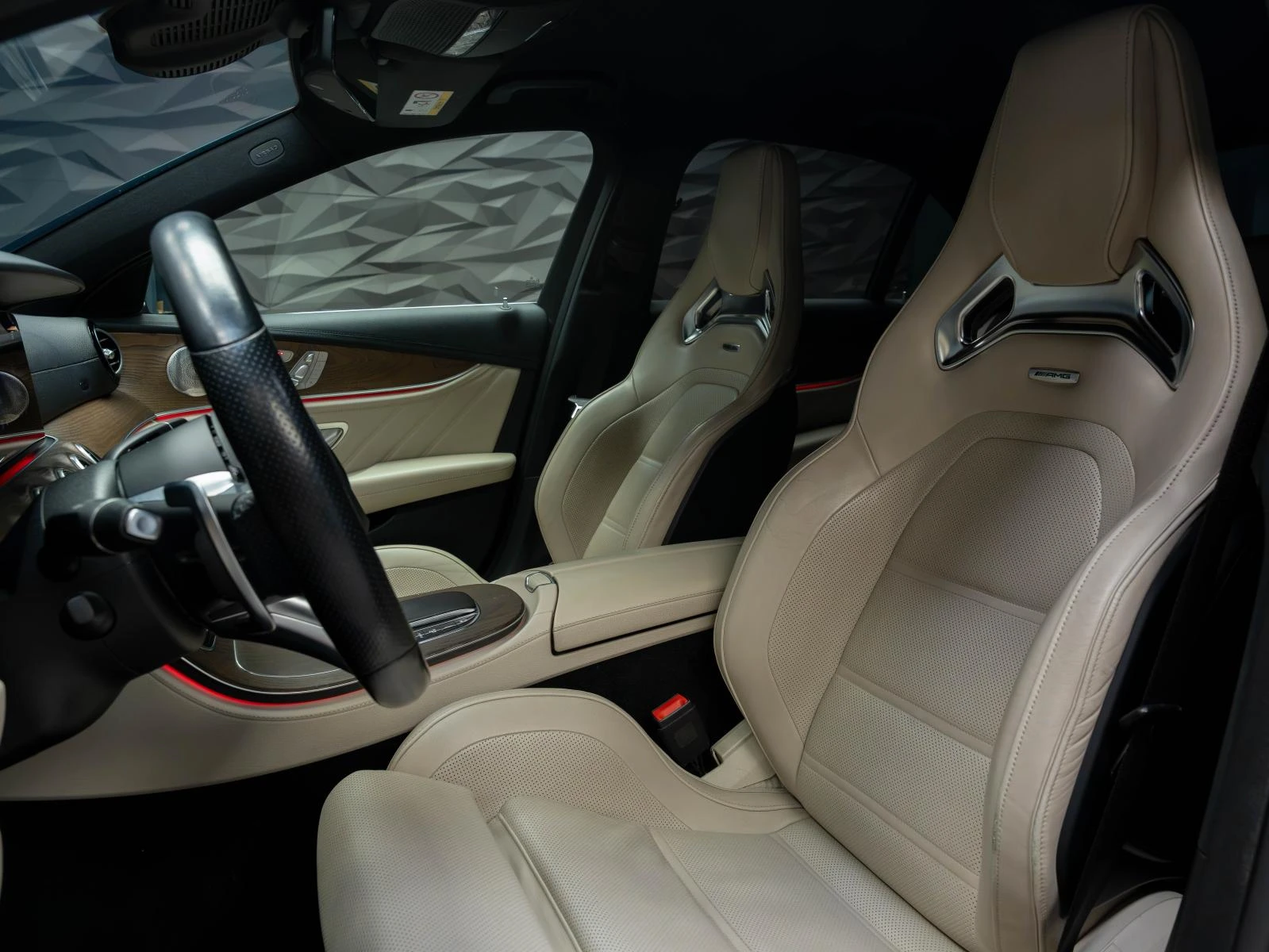 Mercedes-Benz E 53 AMG 4MATIC+ Sedan* BURMESTER* 360CAM* AIRMATIC*  | Mobile.bg � ����������� 5