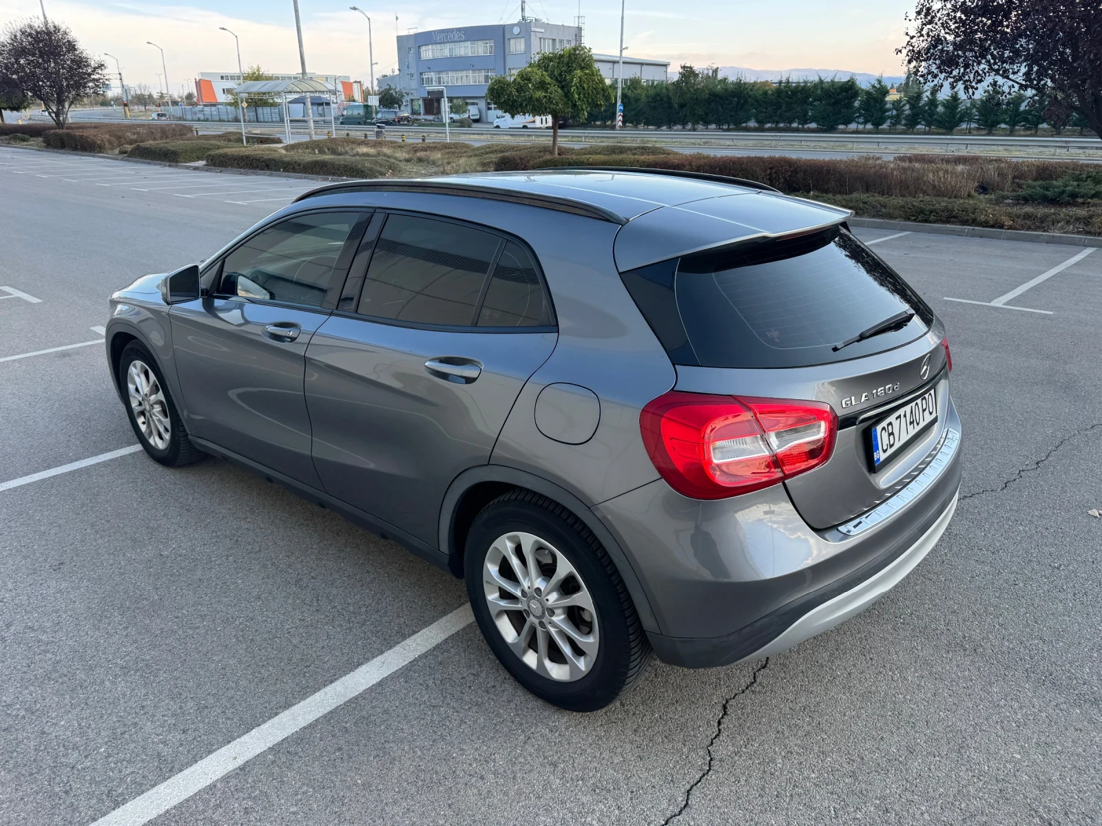 Mercedes-Benz GLA 180 AMG Line 1 �� ���������� 06.2016�  | Mobile.bg � ����������� 11