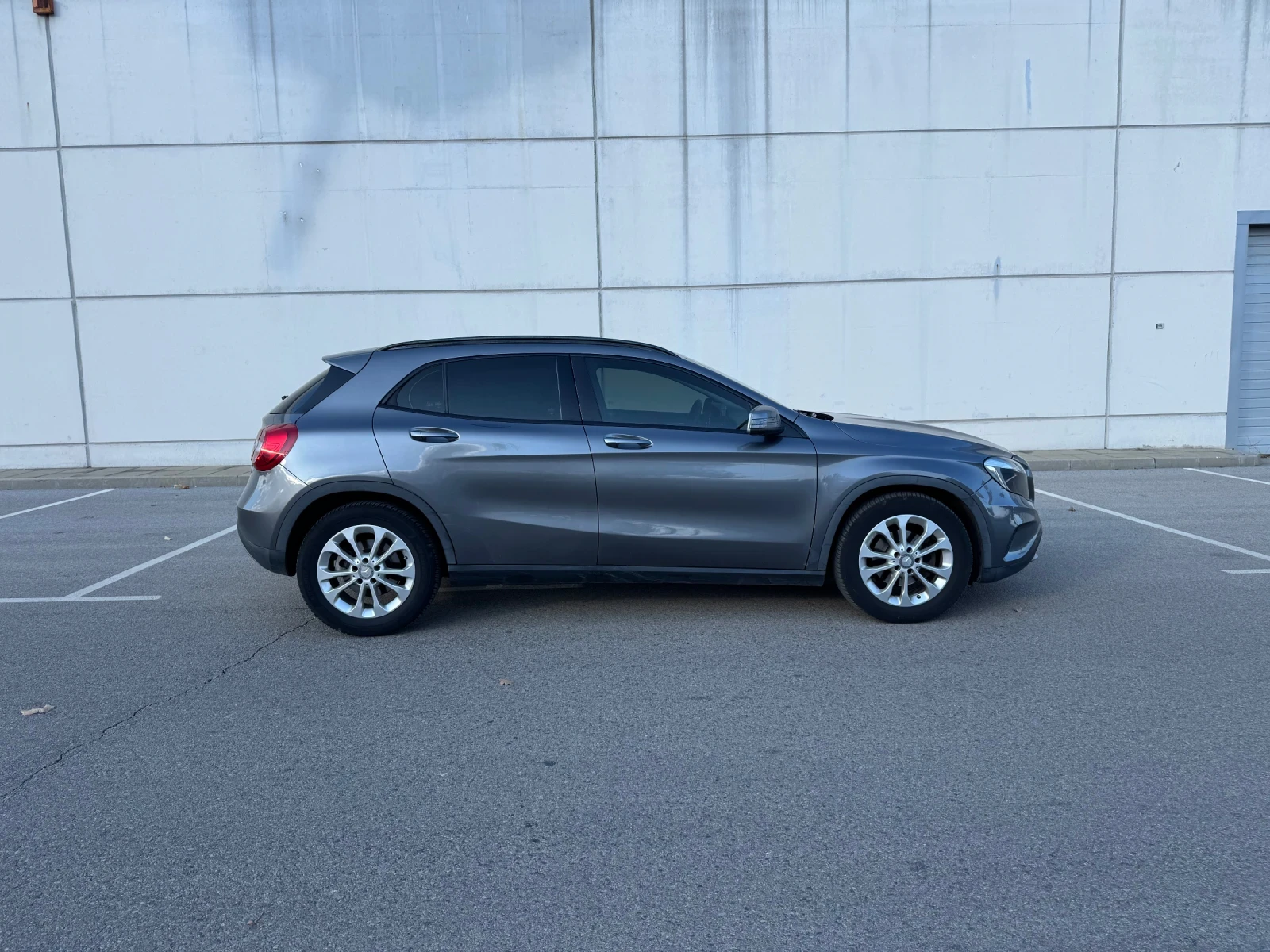 Mercedes-Benz GLA 180 AMG Line 1 �� ���������� 06.2016�  | Mobile.bg � ����������� 4