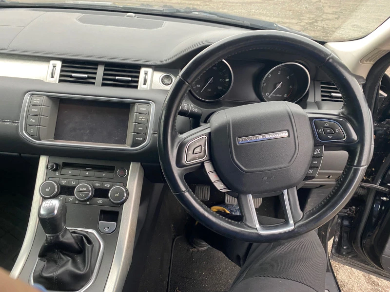 Land Rover Range Rover Evoque 2.2d, снимка 12 - Автомобили и джипове - 44324830