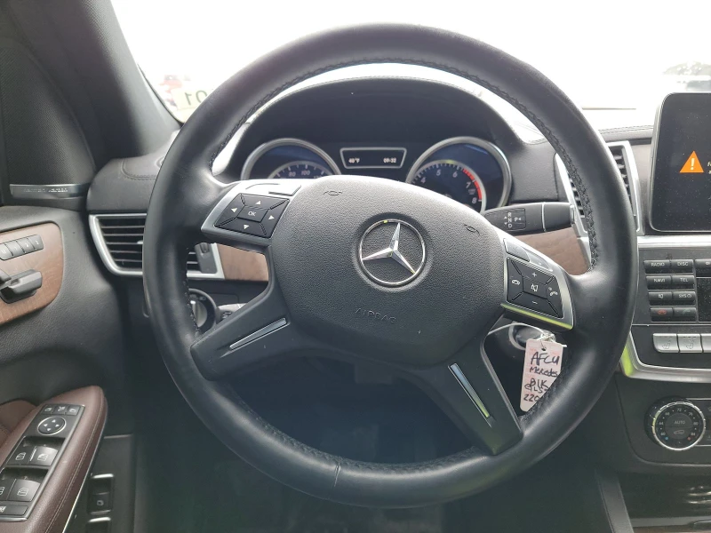 Mercedes-Benz GL  550 4MATIC, снимка 14 - Автомобили и джипове - 47222044