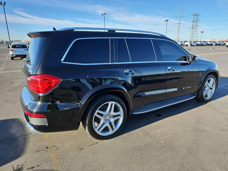 Mercedes-Benz GL  550 4MATIC, снимка 5 - Автомобили и джипове - 47222044