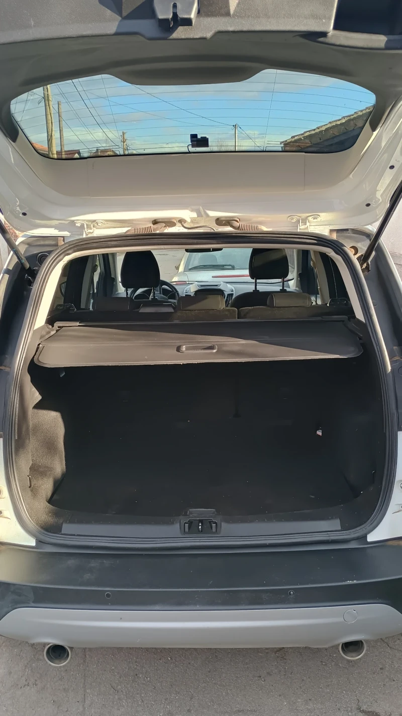 Ford Kuga 2.0 TDI, снимка 10 - Автомобили и джипове - 52956820