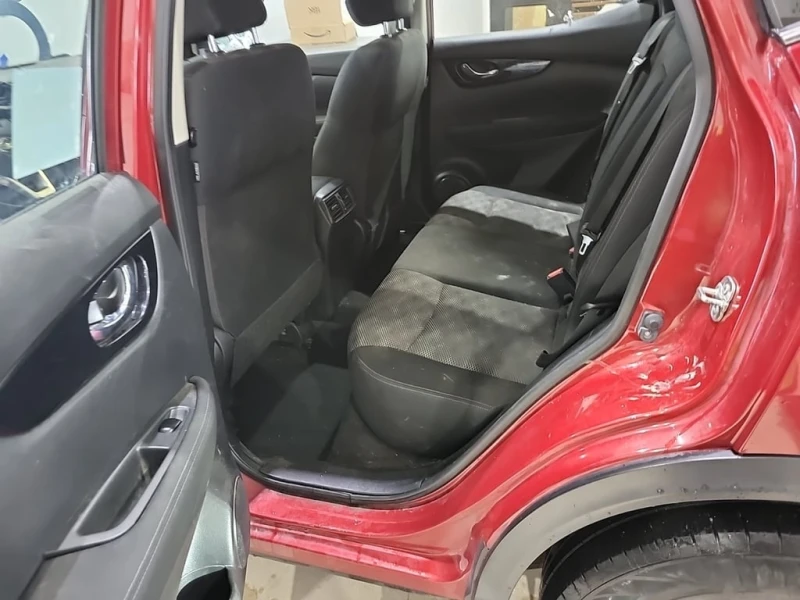 Nissan Qashqai * SL * CARFAX * БЕЗ ПЪРВОНАЧАЛНА ВНОСКА, снимка 12 - Автомобили и джипове - 53232611