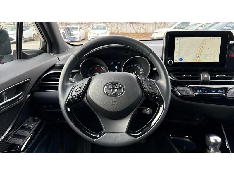 Toyota C-HR 1.8 HYB E-CVT Club, снимка 9 - Автомобили и джипове - 49163866