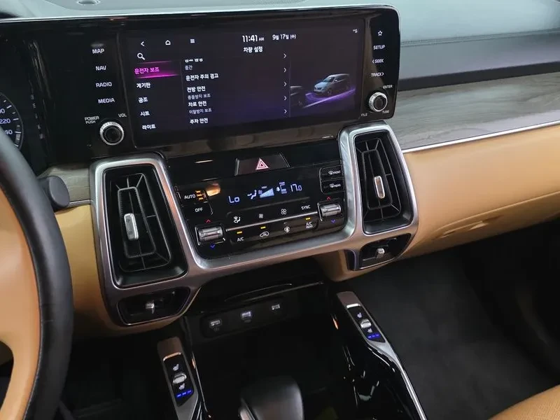 Kia Sorento 2.2 2Wd Prestige, снимка 5 - Автомобили и джипове - 55185994