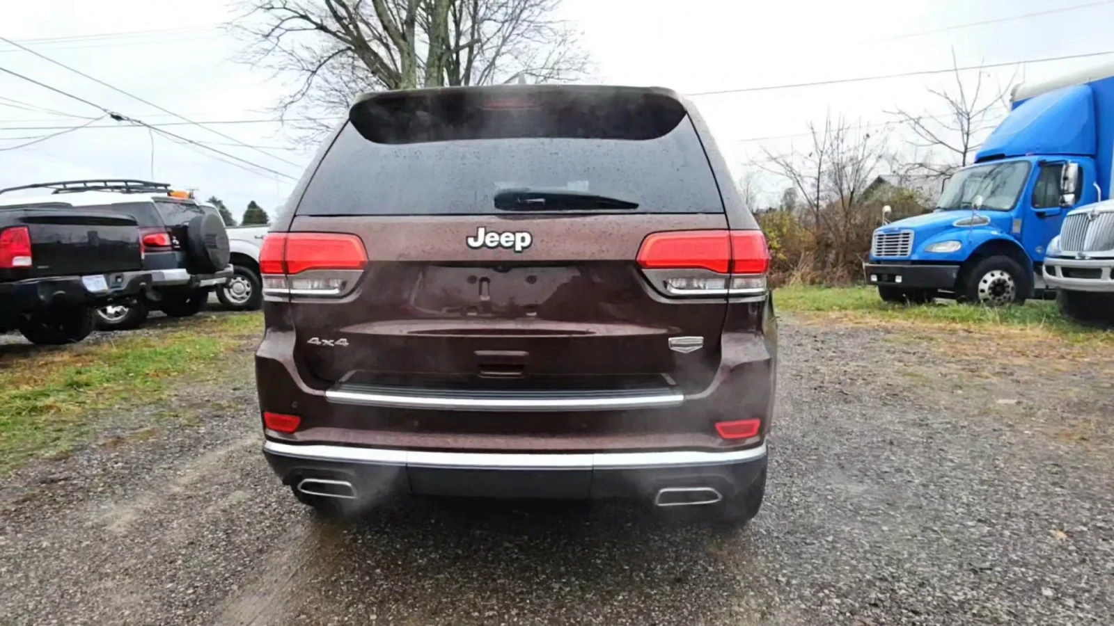 Jeep Grand cherokee SUMMIT* 5.7* V8* ПАНОРАМА* ПОДГРЕВ* КАМЕРА* МЪРТВ* - изображение 3