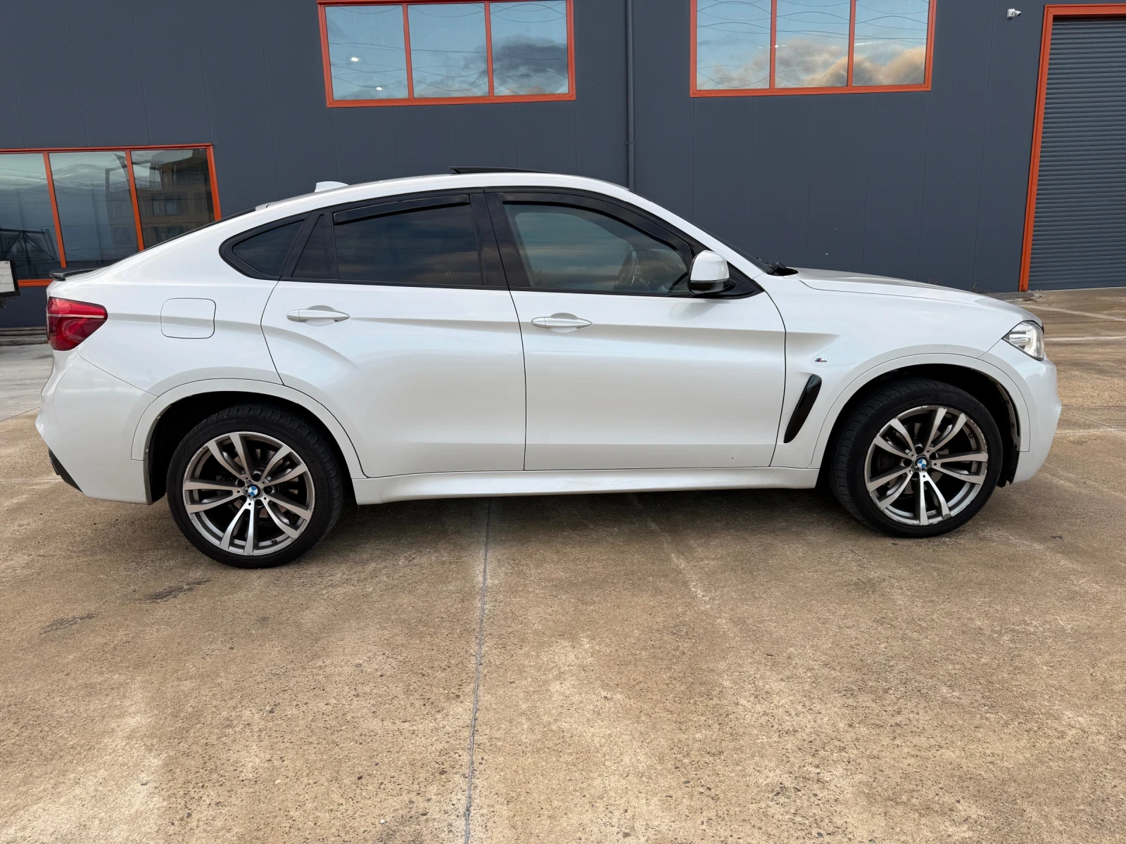 BMW X6  - изображение 6