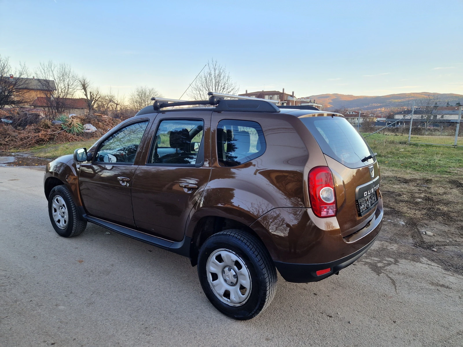 Dacia Duster 1.6 Газов инжекцион ОТЛИЧНА - изображение 4