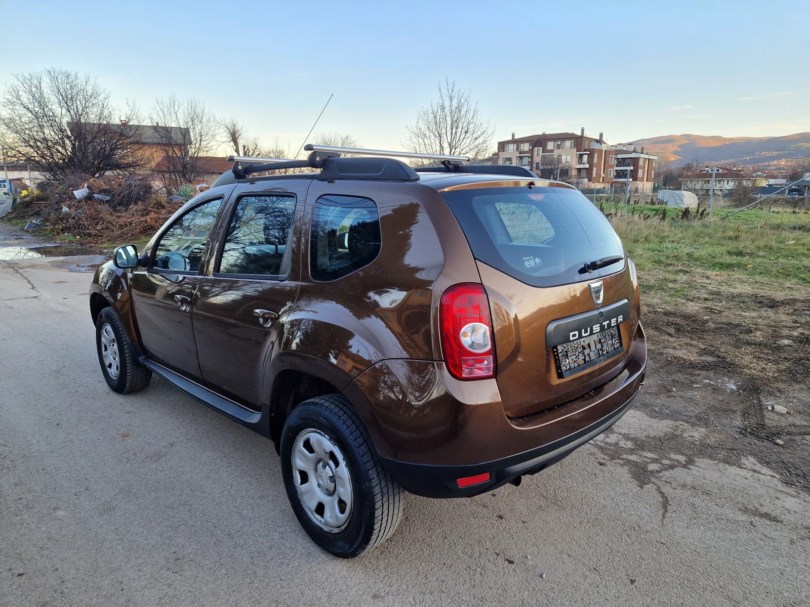 Dacia Duster 1.6 Газов инжекцион ОТЛИЧНА - изображение 6