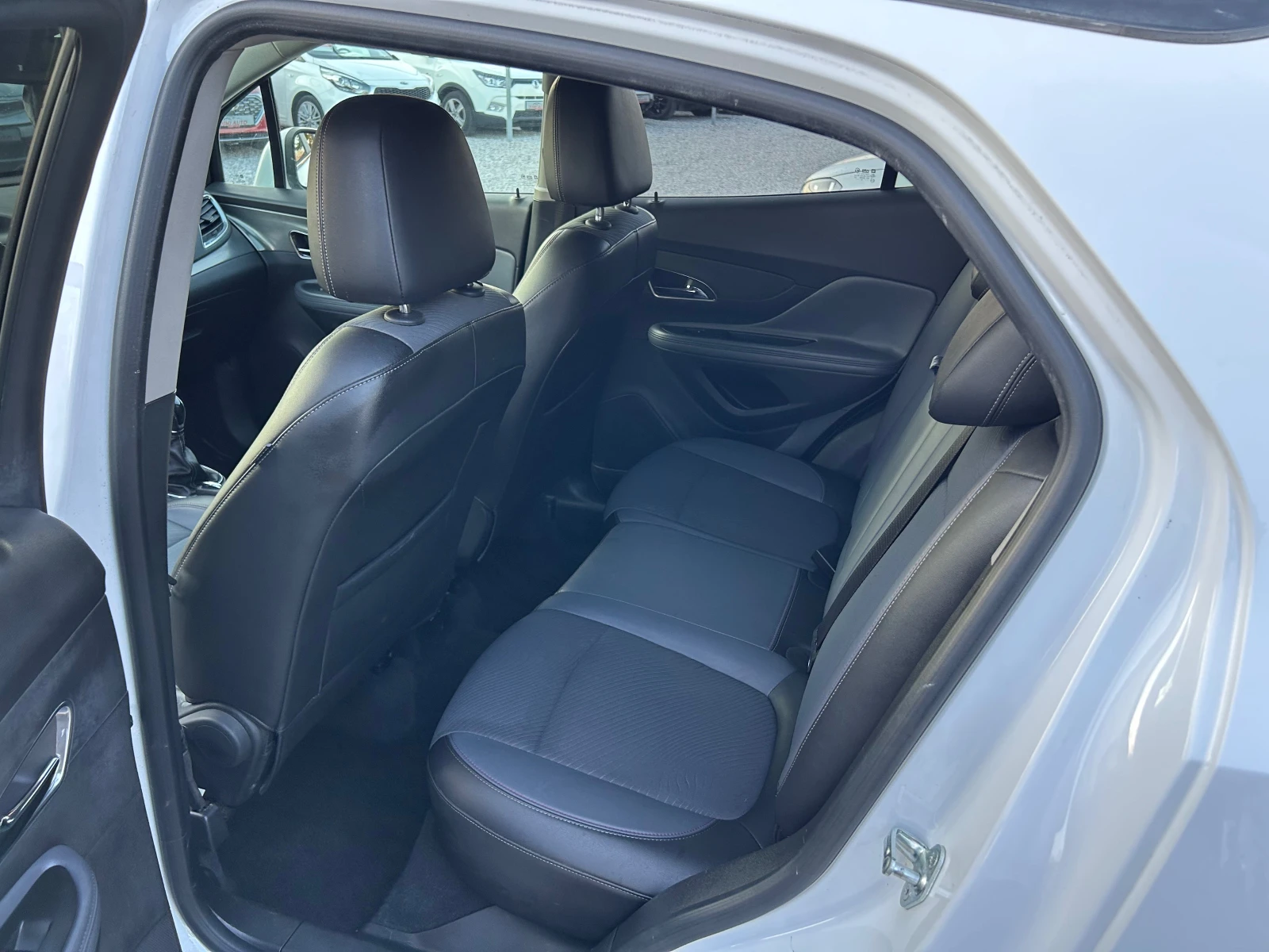 Opel Mokka 1.4I 16V EURO5B GAS, снимка 11 - Автомобили и джипове - 53739345