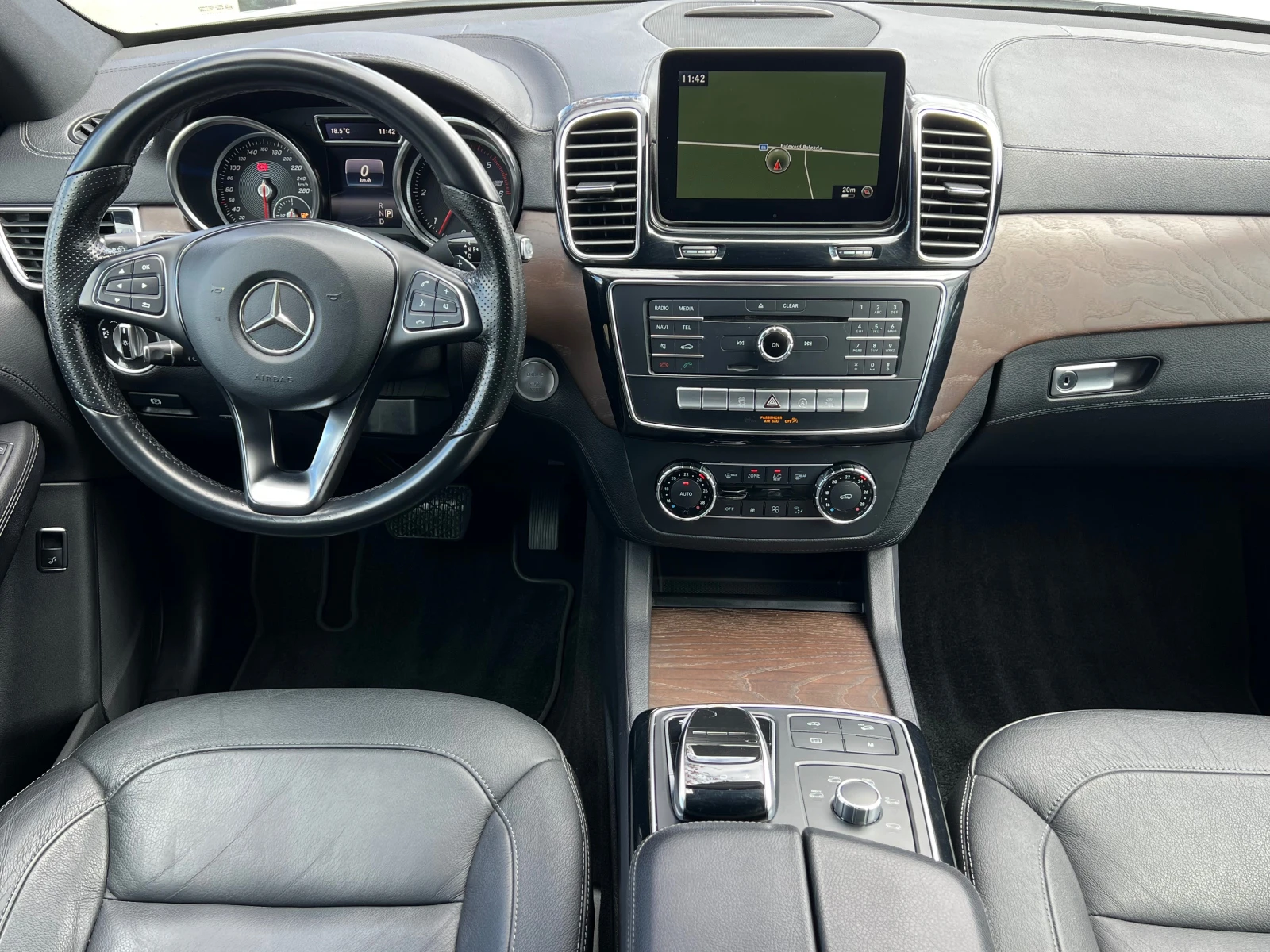 Mercedes-Benz GLE 350 d, 9-G, SPORT, 4-MATIC, FULL SERVICE-KATO HOB!!!, снимка 9 - Автомобили и джипове - 54089051