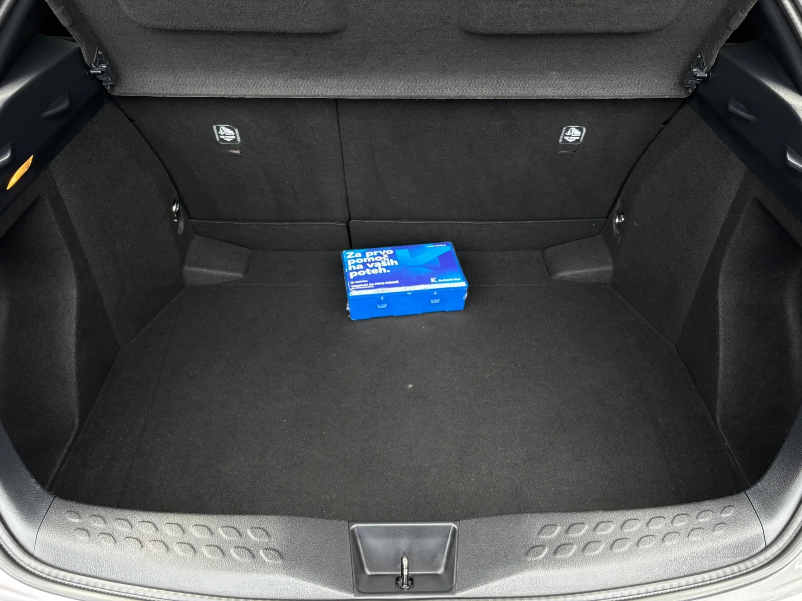 Toyota C-HR 1.2 I AUTOMATIC, снимка 6 - Автомобили и джипове - 54109912