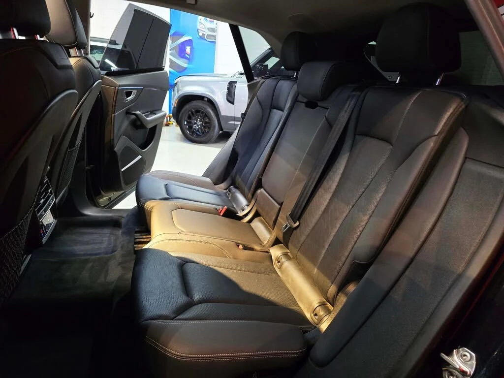 Audi Q8 АвтоКредит* (ЦЕНА ДО БГ), снимка 8 - Автомобили и джипове - 54216400