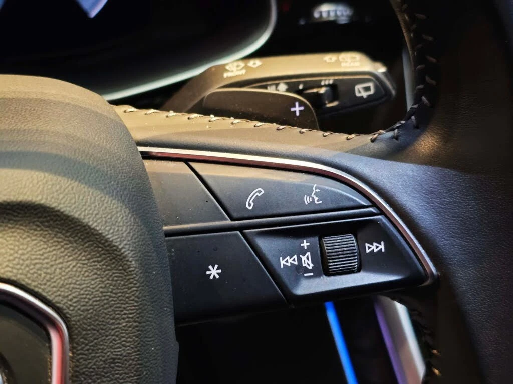 Audi Q8 АвтоКредит* (ЦЕНА ДО БГ), снимка 13 - Автомобили и джипове - 54216400