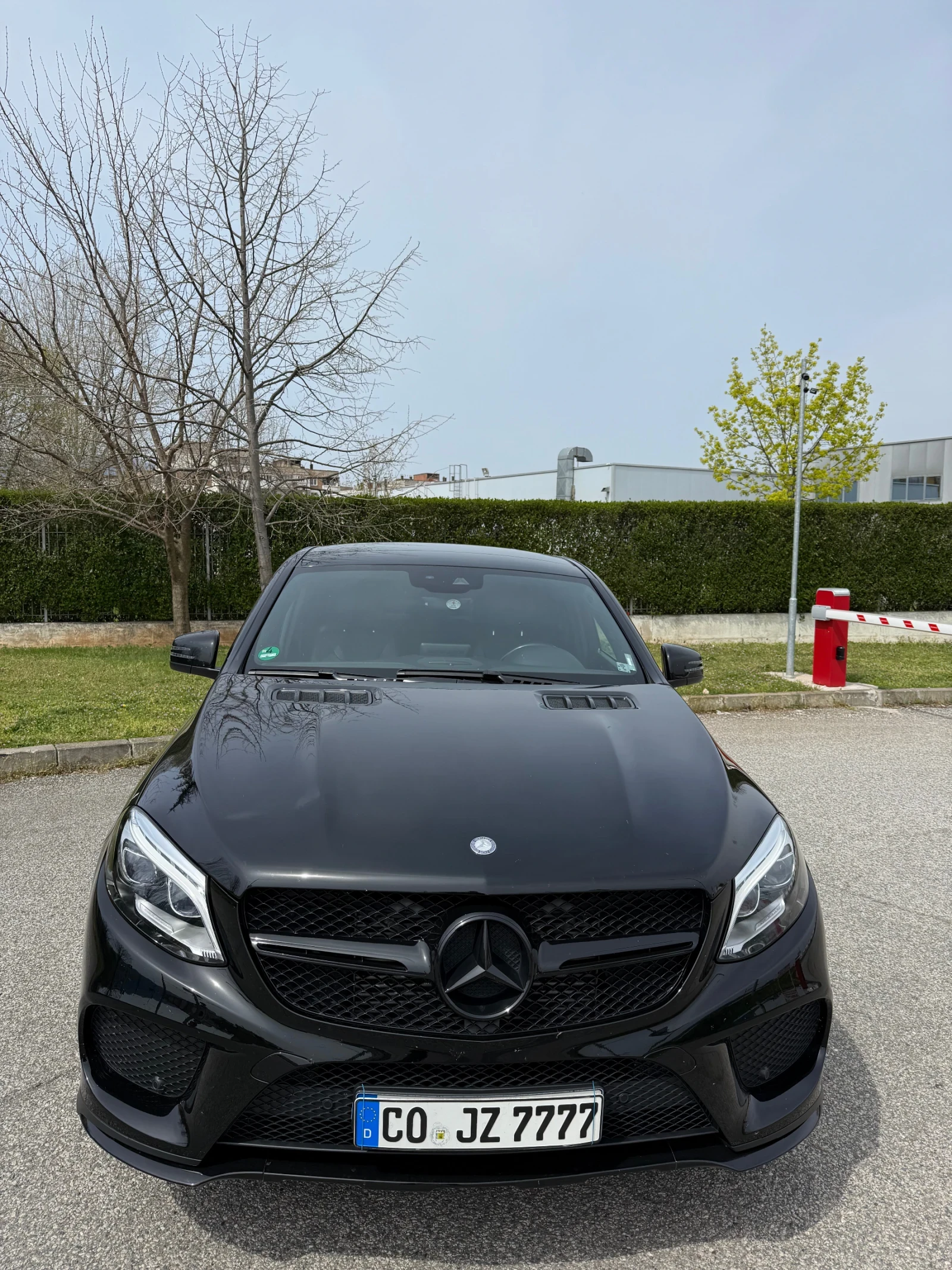 Mercedes-Benz GLE 350 CUPE AMG PAKET , снимка 3 - Автомобили и джипове - 54301105