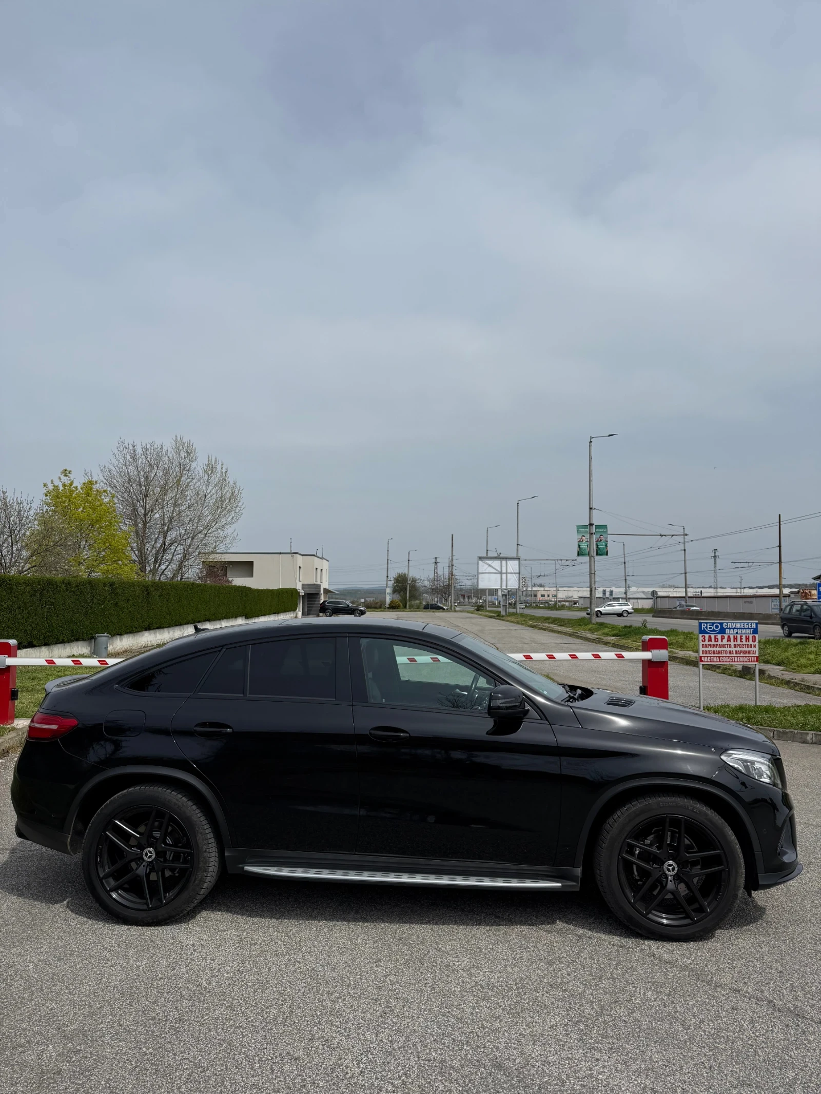 Mercedes-Benz GLE 350 CUPE AMG PAKET , снимка 4 - Автомобили и джипове - 54301105
