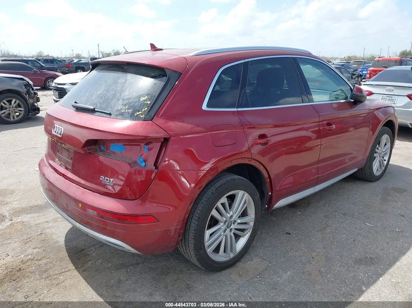 Audi Q5 2.0l 2.0T Premium/2.0T Tech Premium, снимка 4 - Автомобили и джипове - 54371057