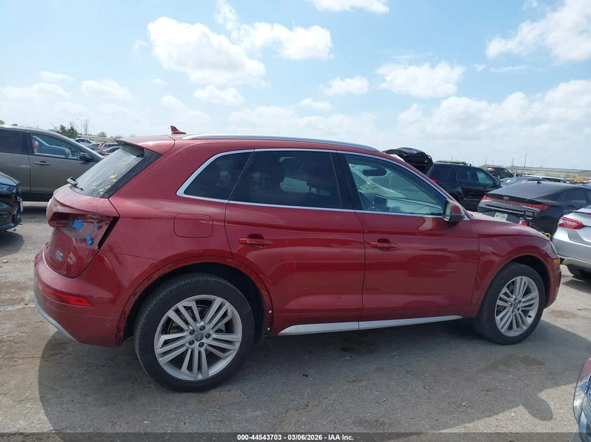 Audi Q5 2.0l 2.0T Premium/2.0T Tech Premium, снимка 13 - Автомобили и джипове - 54371057