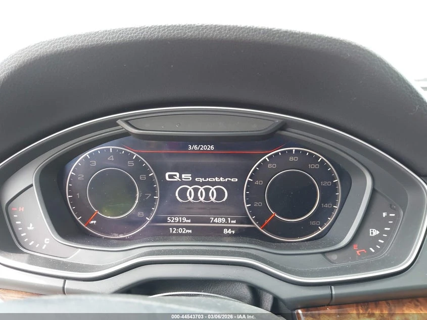 Audi Q5 2.0l 2.0T Premium/2.0T Tech Premium, снимка 7 - Автомобили и джипове - 54371057