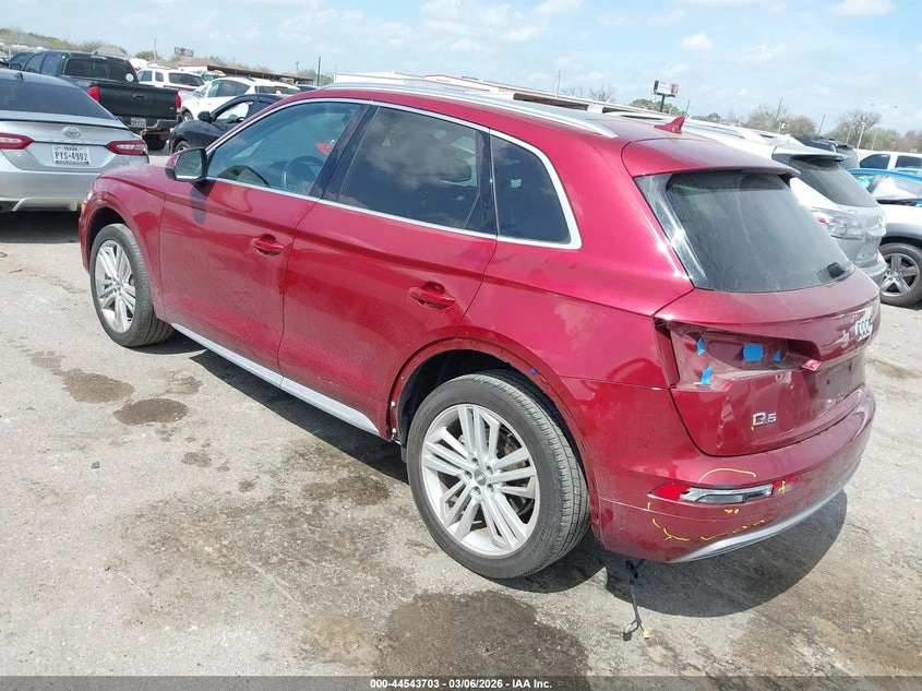Audi Q5 2.0l 2.0T Premium/2.0T Tech Premium, снимка 3 - Автомобили и джипове - 54371057