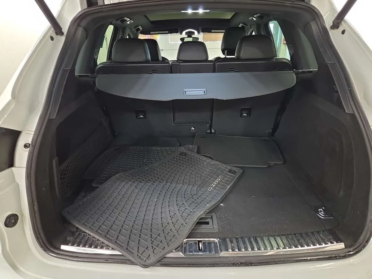 Porsche Cayenne * AWD 4DR * CARFAX * ЦЕНА ДО БГ, снимка 15 - Автомобили и джипове - 54628996