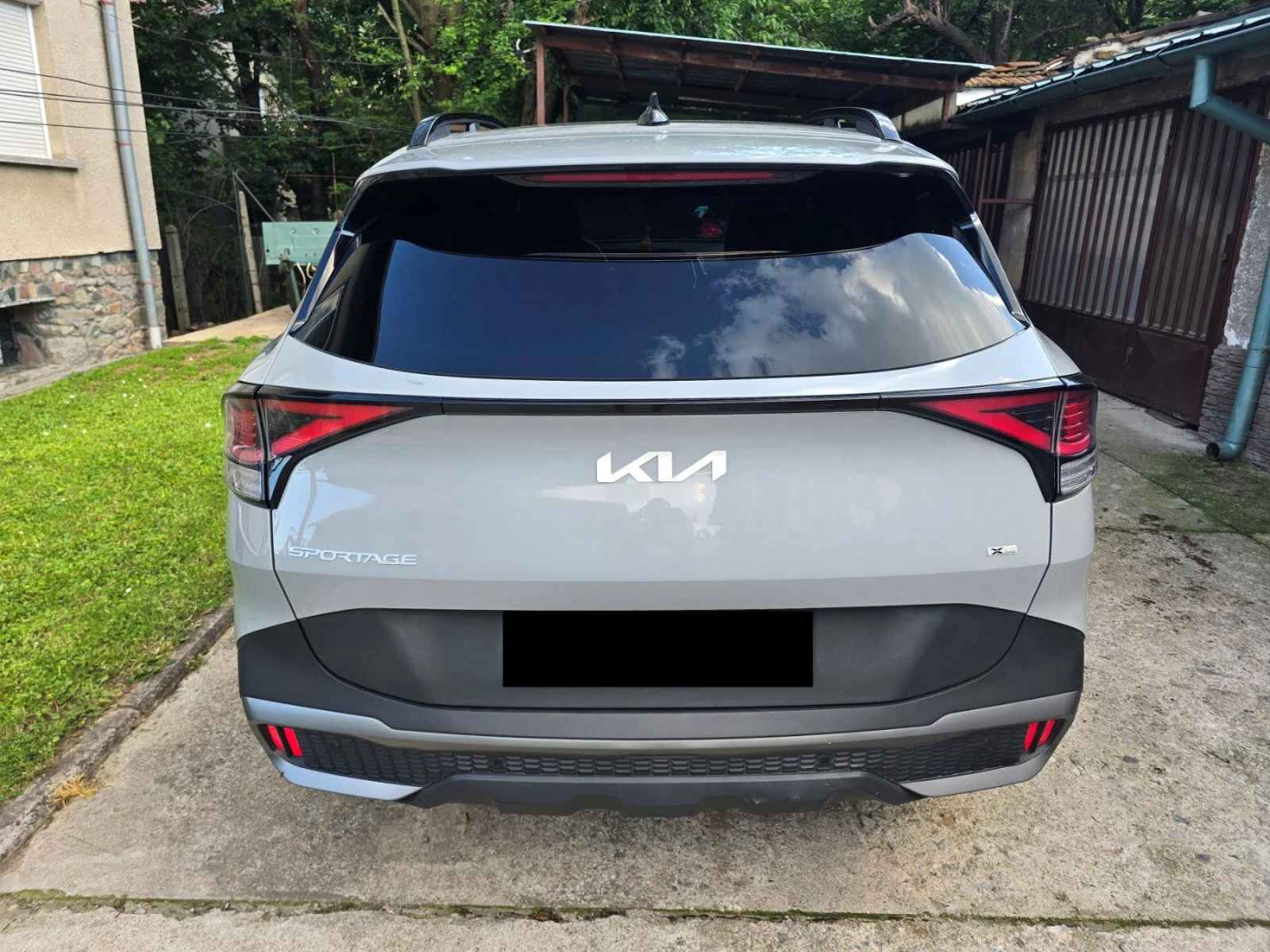 Kia Sportage X-LINE, снимка 3 - Автомобили и джипове - 54886053