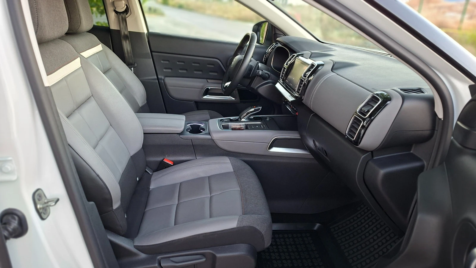 Citroen C5 Aircross 1.6 Plug in Hybrid, ЕАТ8, снимка 14 - Автомобили и джипове - 55743803