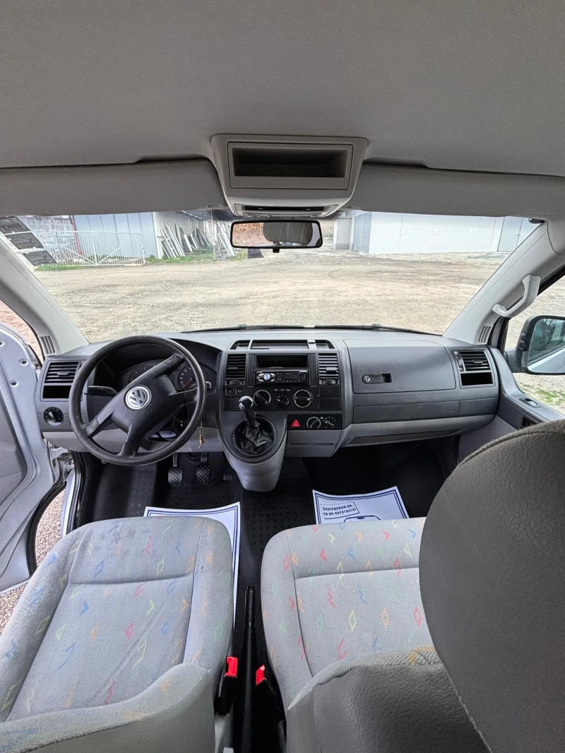 VW Caravelle 1.9, снимка 9 - Бусове и автобуси - 49624063