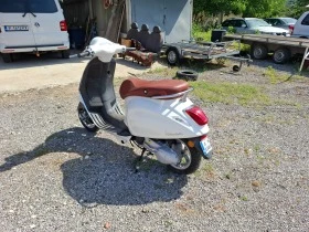  Vespa Primavera