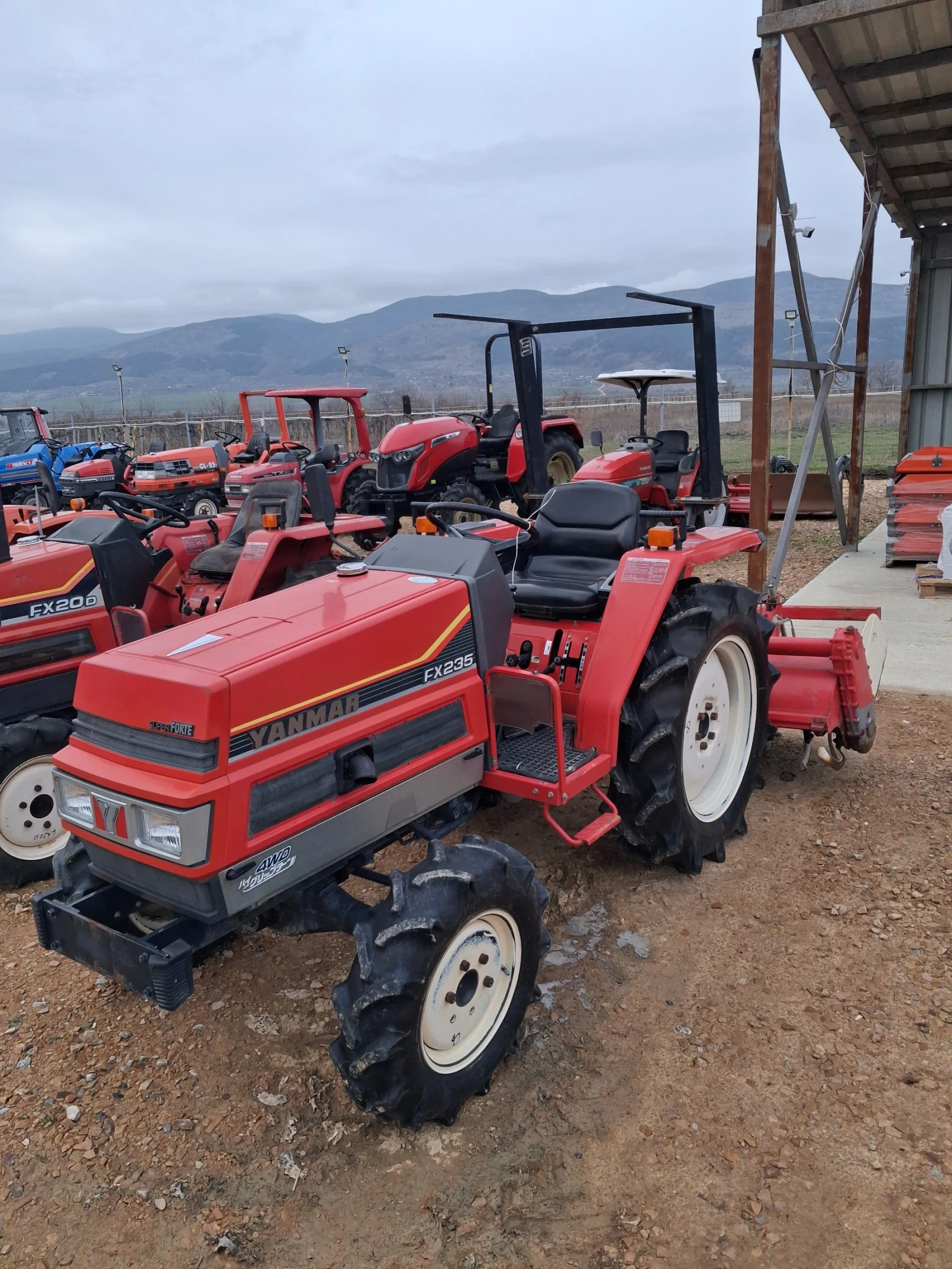 Трактор Kubota скайтрак  - изображение 3