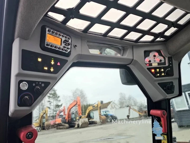 Мини челни товарачи JCB 155, снимка 15 - Индустриална техника - 52978497