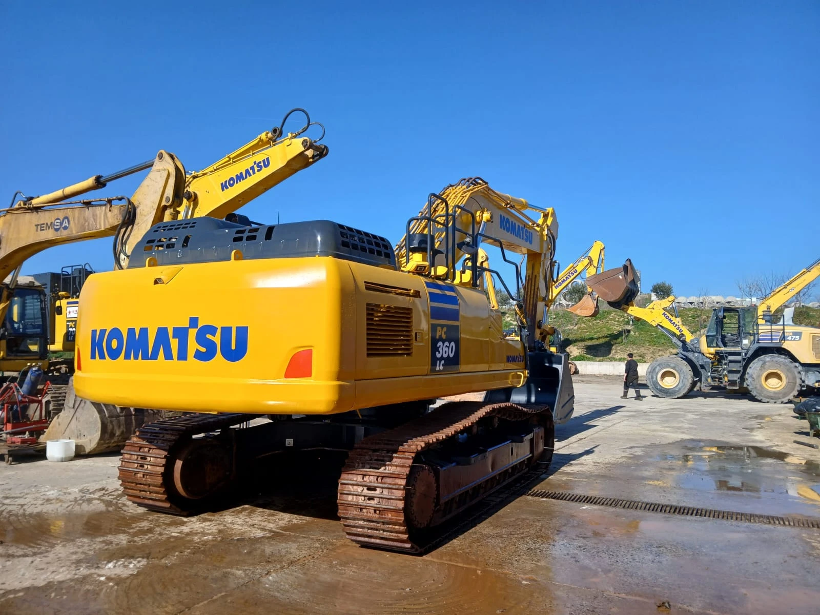 Багер Komatsu PC360, снимка 2 - Индустриална техника - 54068984