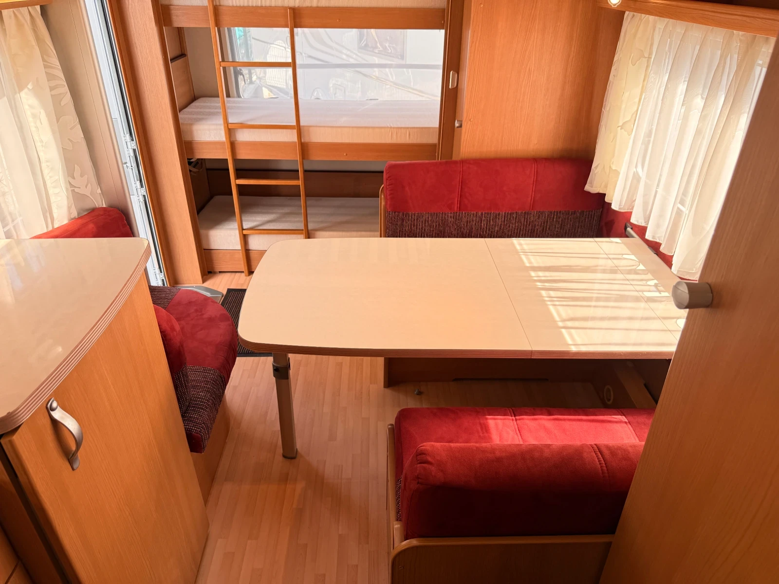 Каравана Tabbert 540 Da Vinci DM, снимка 15 - Каравани и кемпери - 55655533
