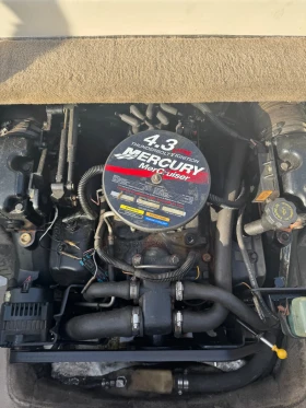 Моторна яхта Sea Ray, снимка 9