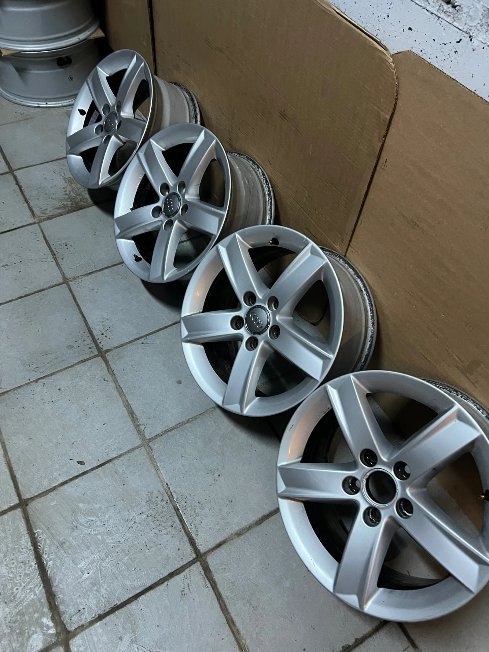 ������ | Mobile.bg � ����������� 4