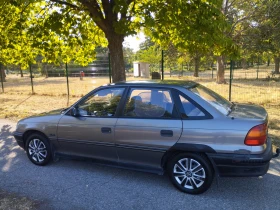 Opel Astra, снимка 1