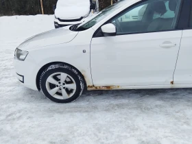 Skoda Rapid 1.6 TDI * NAVI* Подгрев* , снимка 8