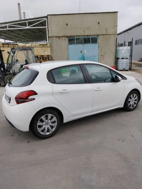 Peugeot 208 - 5200 € / 10170.32 лв. - 30896909 2