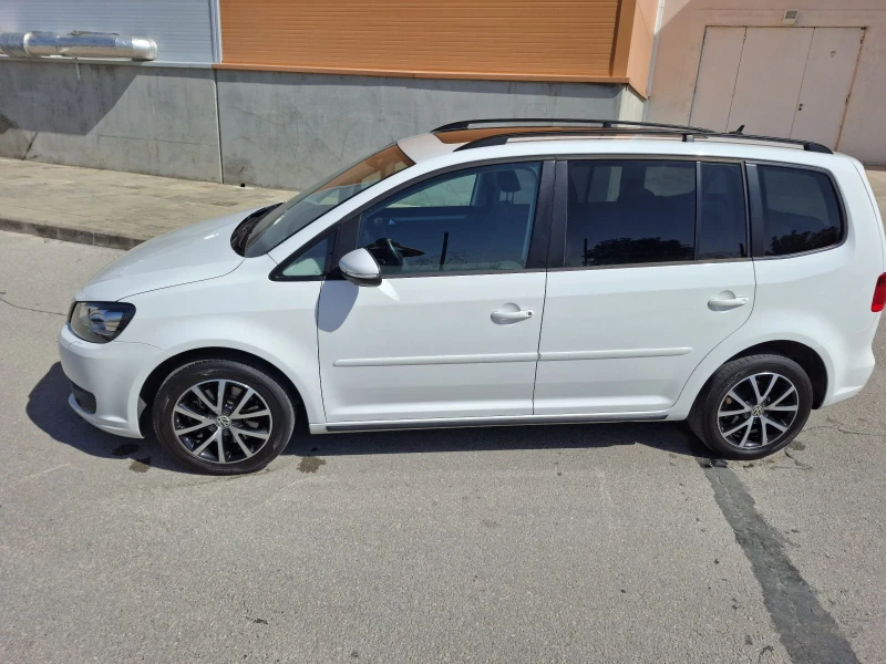 VW Touran 2.0 Tdi 140 к.с Comfort - line. Швейцария , снимка 5 - Автомобили и джипове - 47151113