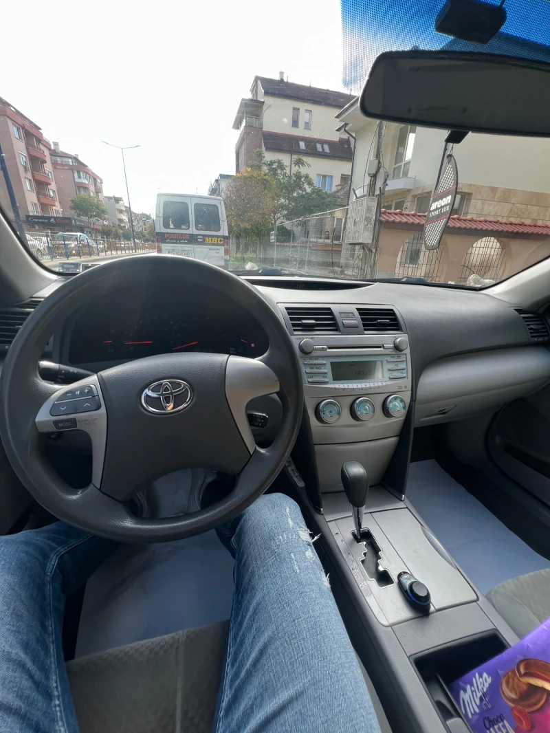 Toyota Camry, снимка 5 - Автомобили и джипове - 48310578