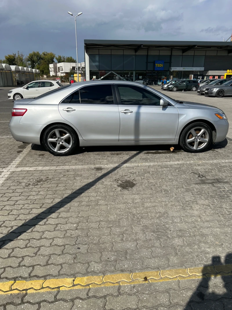 Toyota Camry, снимка 3 - Автомобили и джипове - 49590396