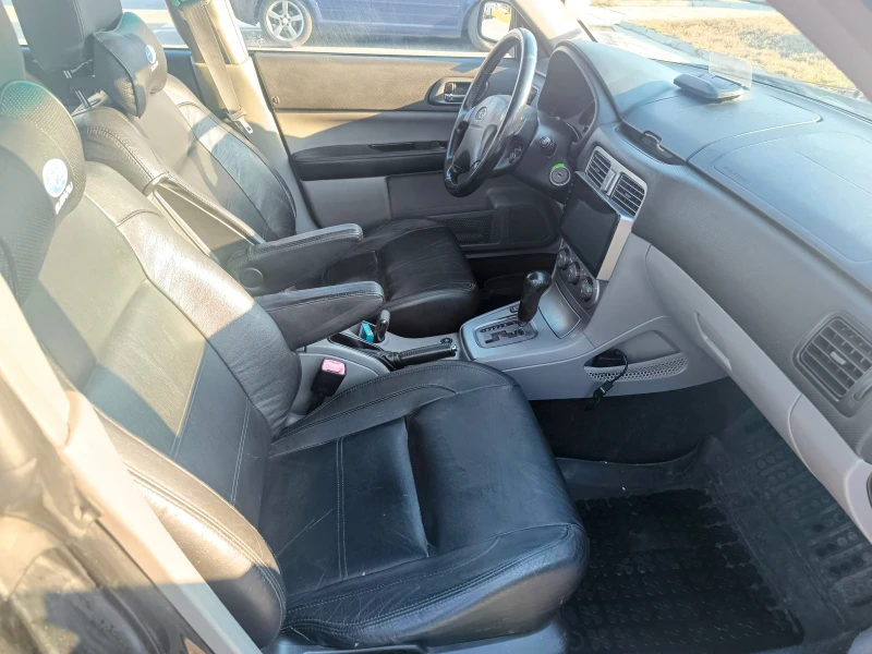 Subaru Forester 2.0 XT, снимка 16 - Автомобили и джипове - 48973622